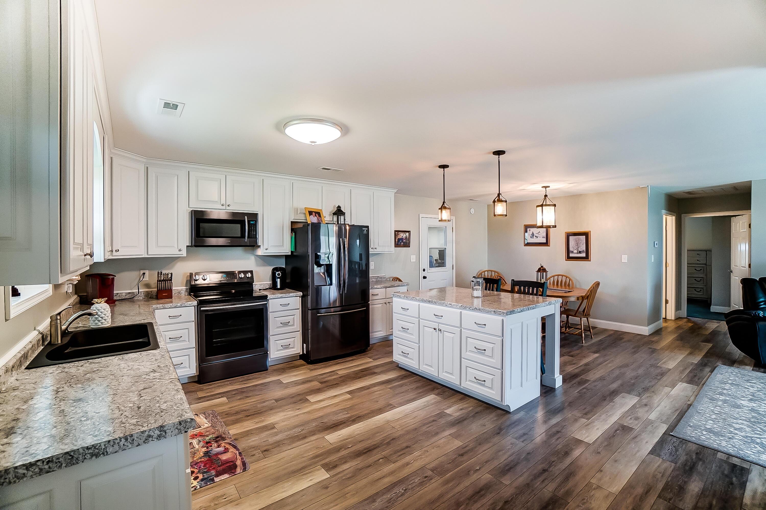 8700 Allen Road Hillsboro, OH 45133 - Photo 12 of 37