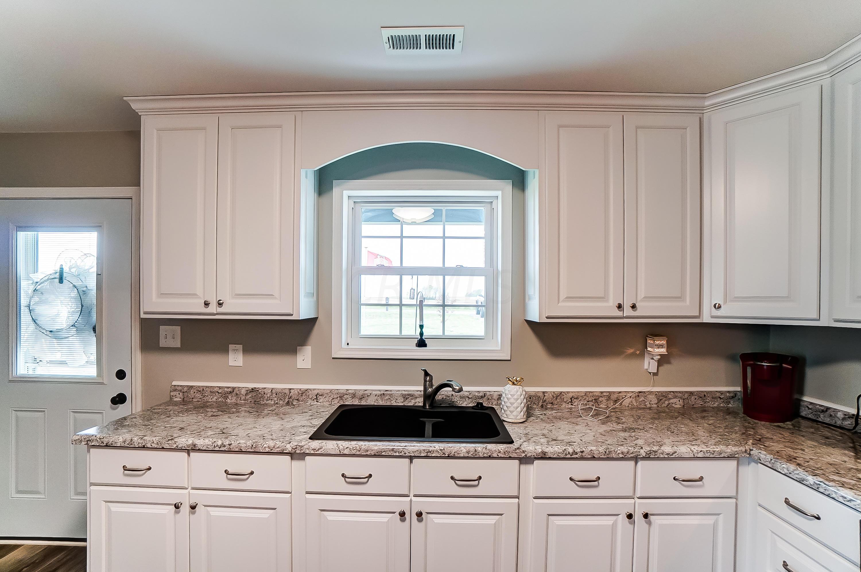 8700 Allen Road Hillsboro, OH 45133 - Photo 15 of 37