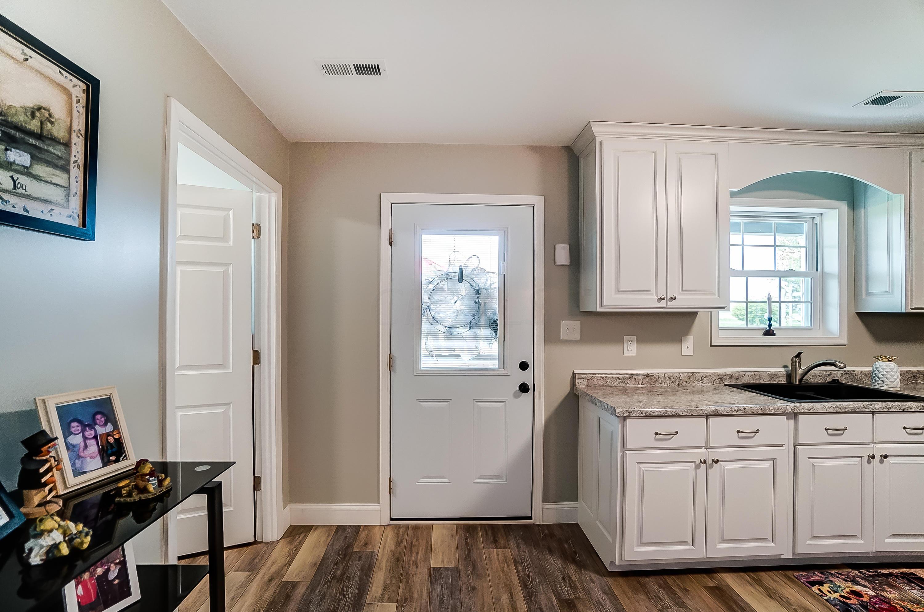 8700 Allen Road Hillsboro, OH 45133 - Photo 9 of 37