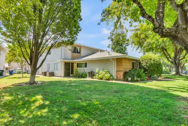$239,000 | 6436 Bremen Drive, Unit 3, Citrus Heights, CA 95621