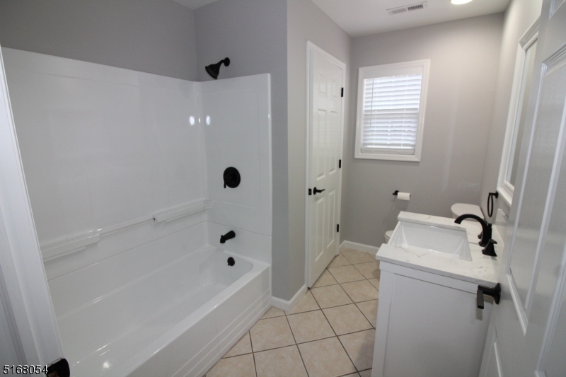 11 Milnor Road, Unit B Bedminster, NJ 07921 - Photo 14 of 19