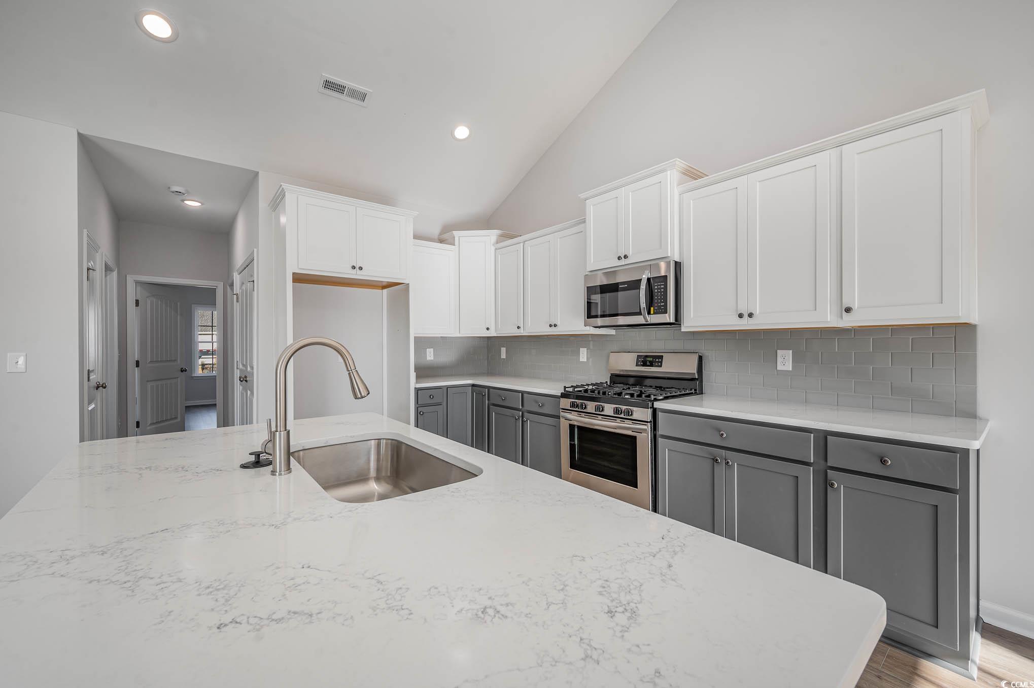 74 Double Pond Drive Georgetown, SC 29440 - Photo 7 of 40