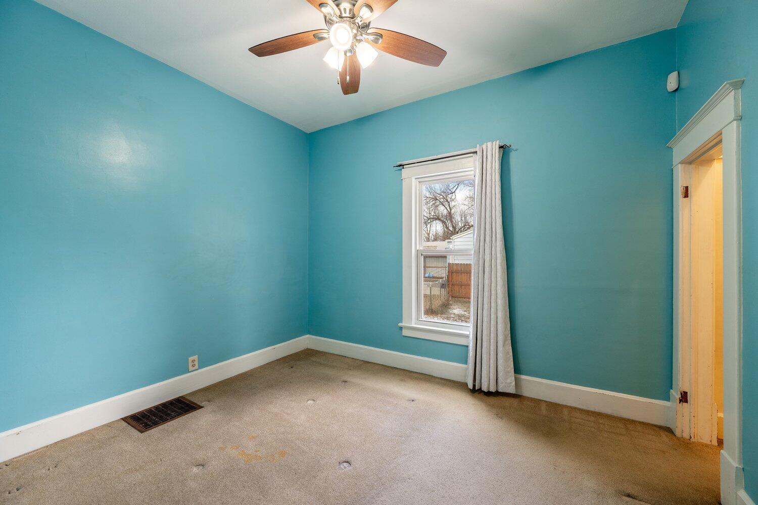 1058 Sumner Street Sheridan, WY 82801 - Photo 16 of 46 15