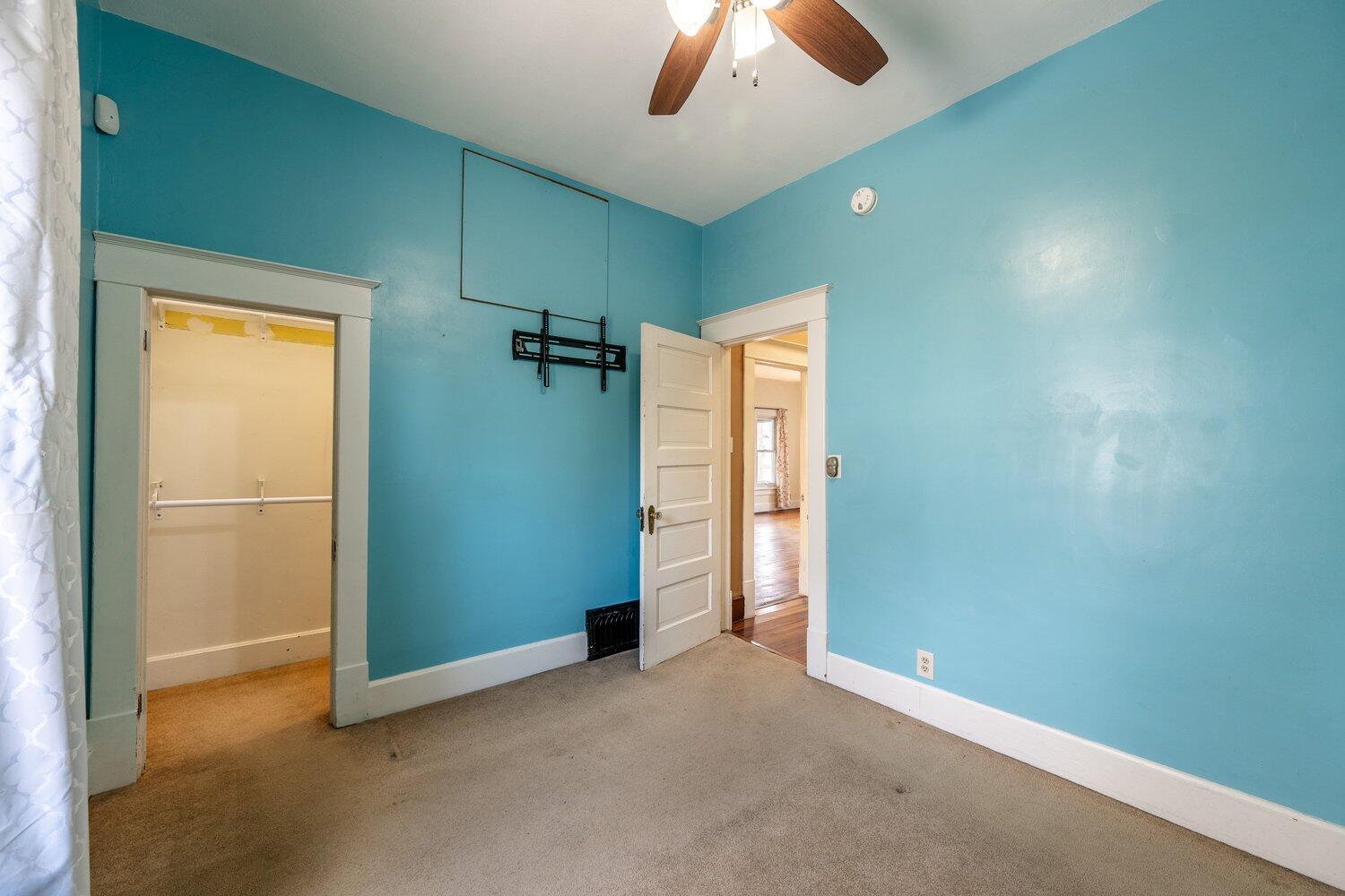 1058 Sumner Street Sheridan, WY 82801 - Photo 17 of 46 16