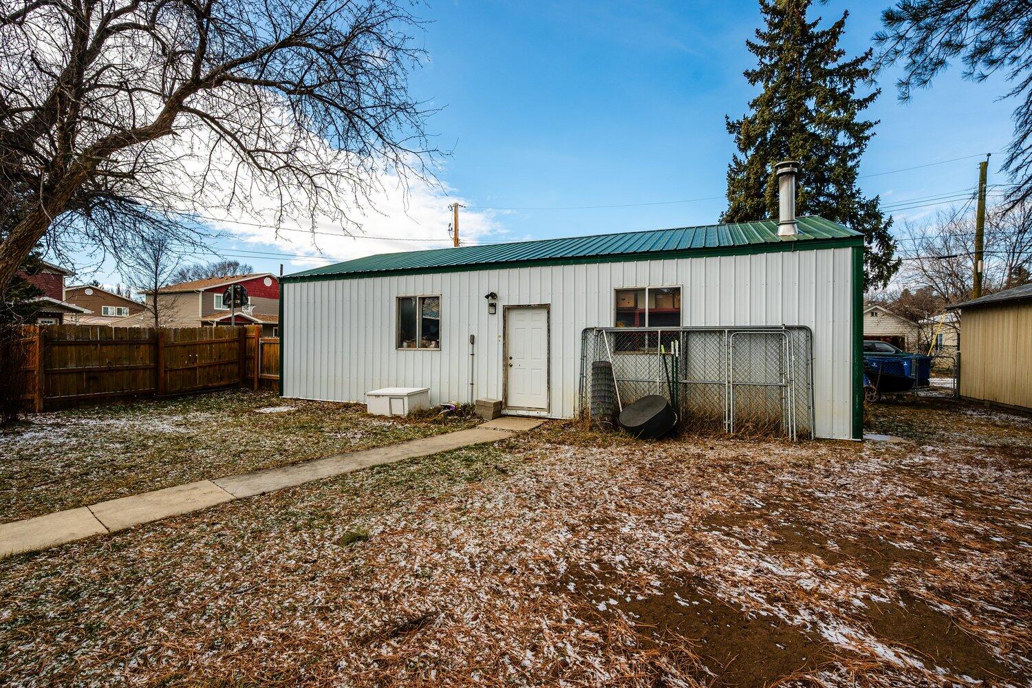 1058 Sumner Street Sheridan, WY 82801 - Photo 33 of 46 32