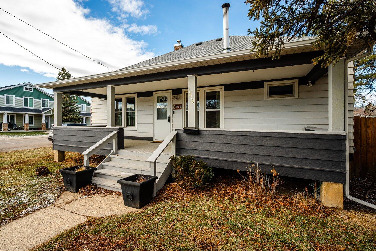 1058 Sumner Street Sheridan, WY 82801 - Photo 40 of 46 38