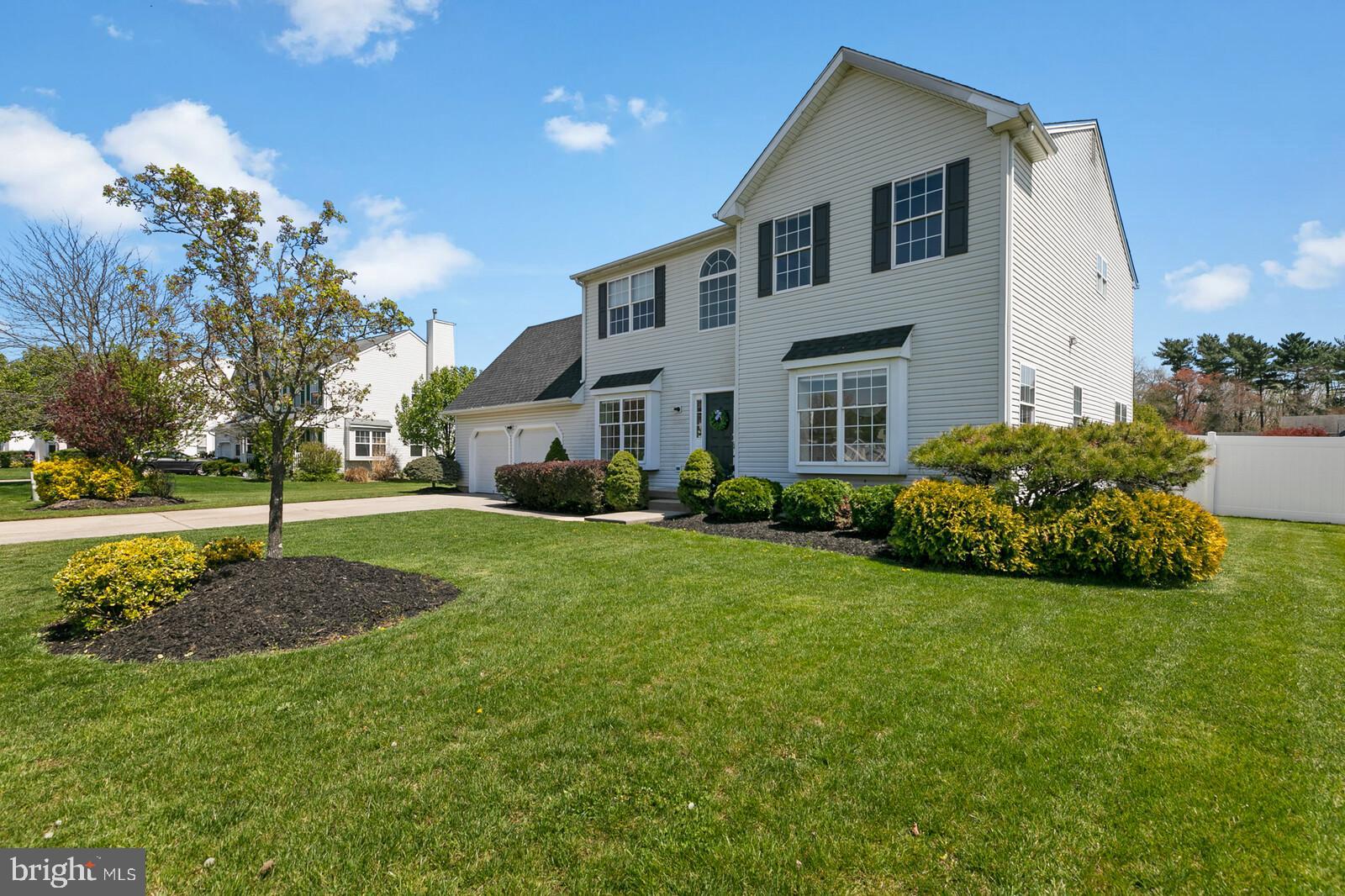 815 Gypsy Lane Williamstown, NJ 08094 - Photo 2 of 33