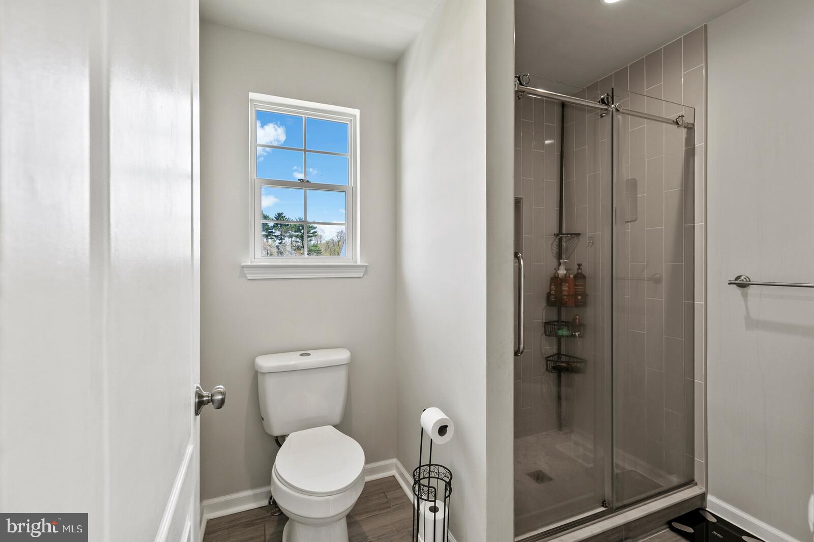 815 Gypsy Lane Williamstown, NJ 08094 - Photo 25 of 33 primary bath