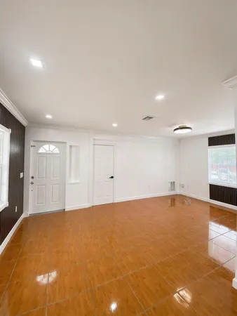 $2,400 | 125 Walker Avenue, Greenacres, FL 33463