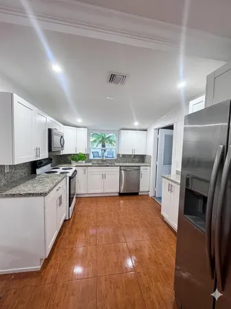 $2,400 | 125 Walker Avenue, Greenacres, FL 33463