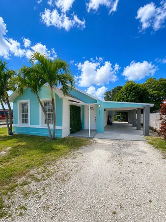 $2,400 | 125 Walker Avenue, Greenacres, FL 33463