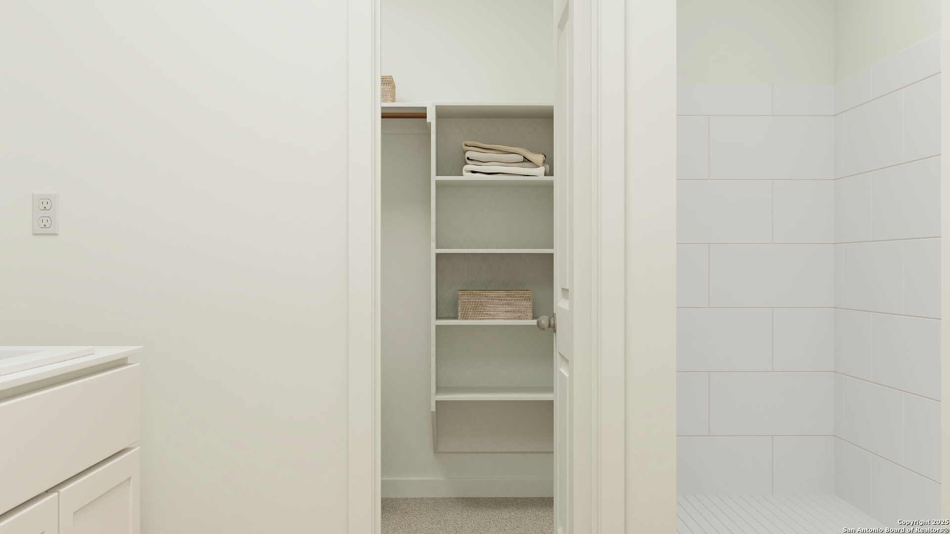 2119 Apollo Drive Portland, TX 78374 - Photo 23 of 24 a view of an empty walk in closet