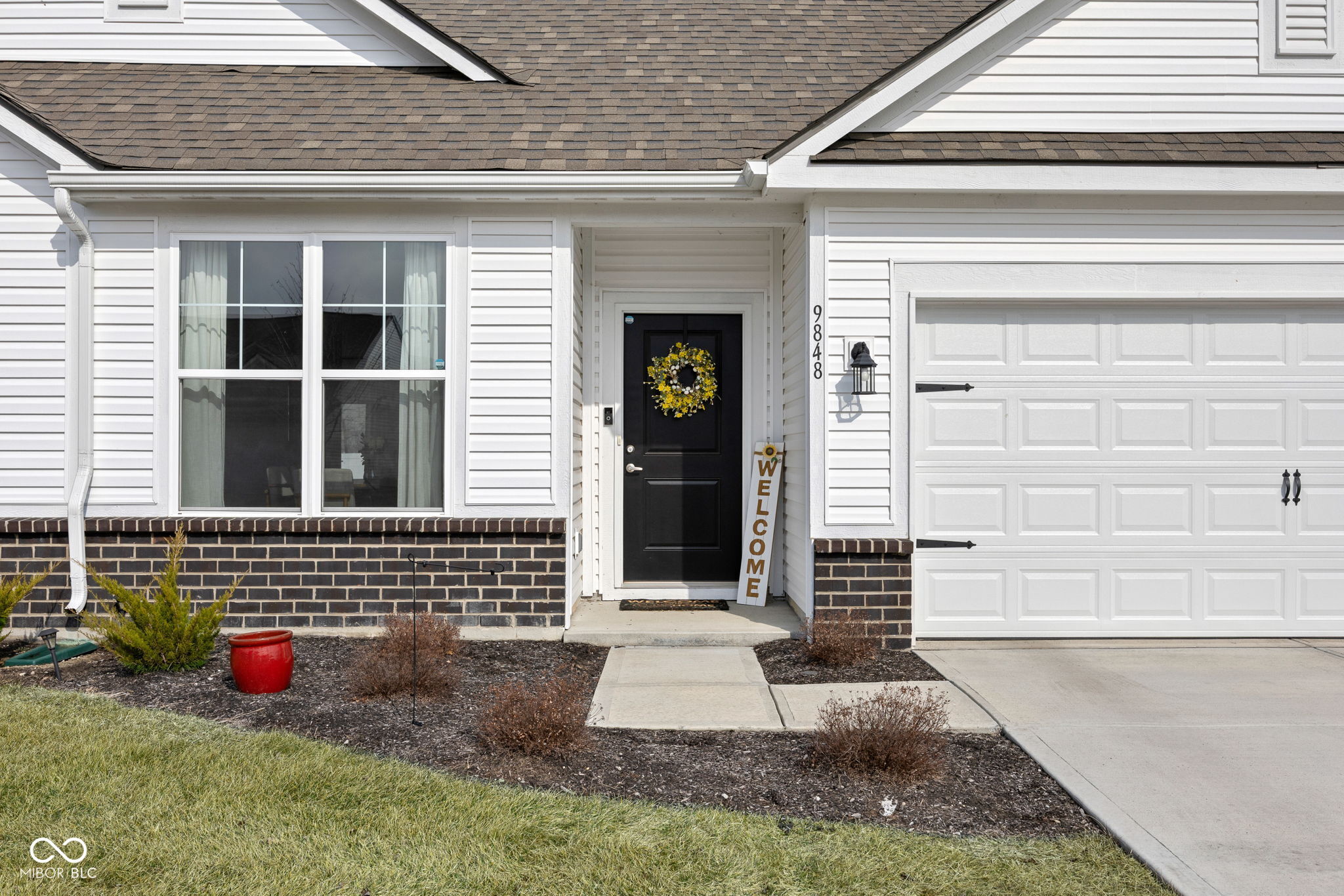 9848 Bryce Boulevard Pendleton, IN 46064 - Photo 2 of 26