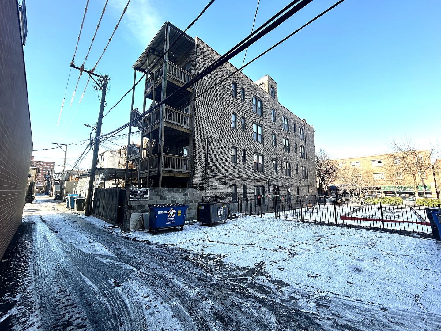 1443 West Taylor Street Chicago, IL 60607 - Photo 3 of 13