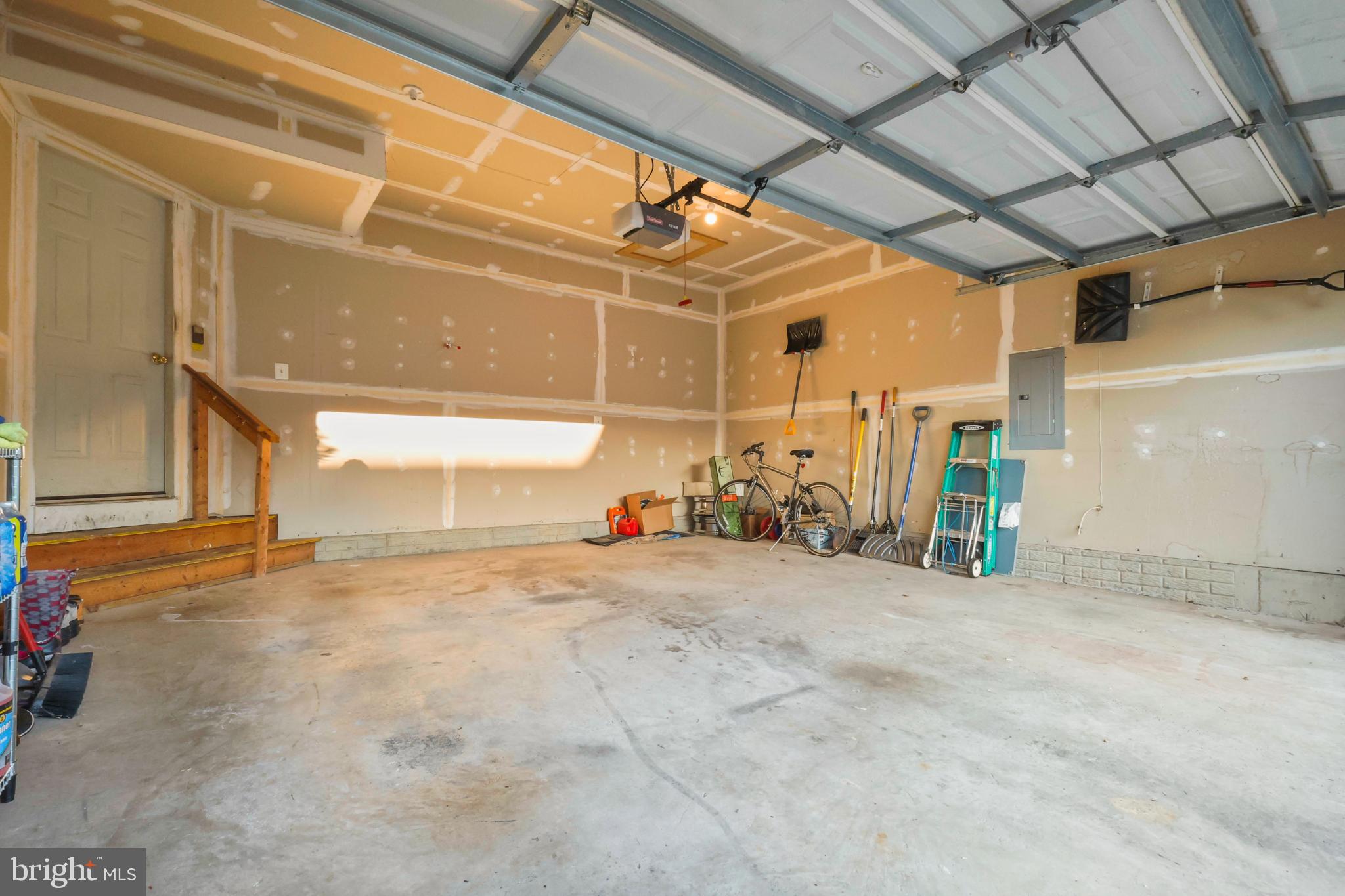 9716 Penguin Place Upper Marlboro, MD 20772 - Photo 55 of 84 2 Car Garage