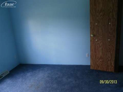 11471 North Nicholson Road Fowlerville, MI 48836 - Photo 11 of 14 20355322-10.JPG