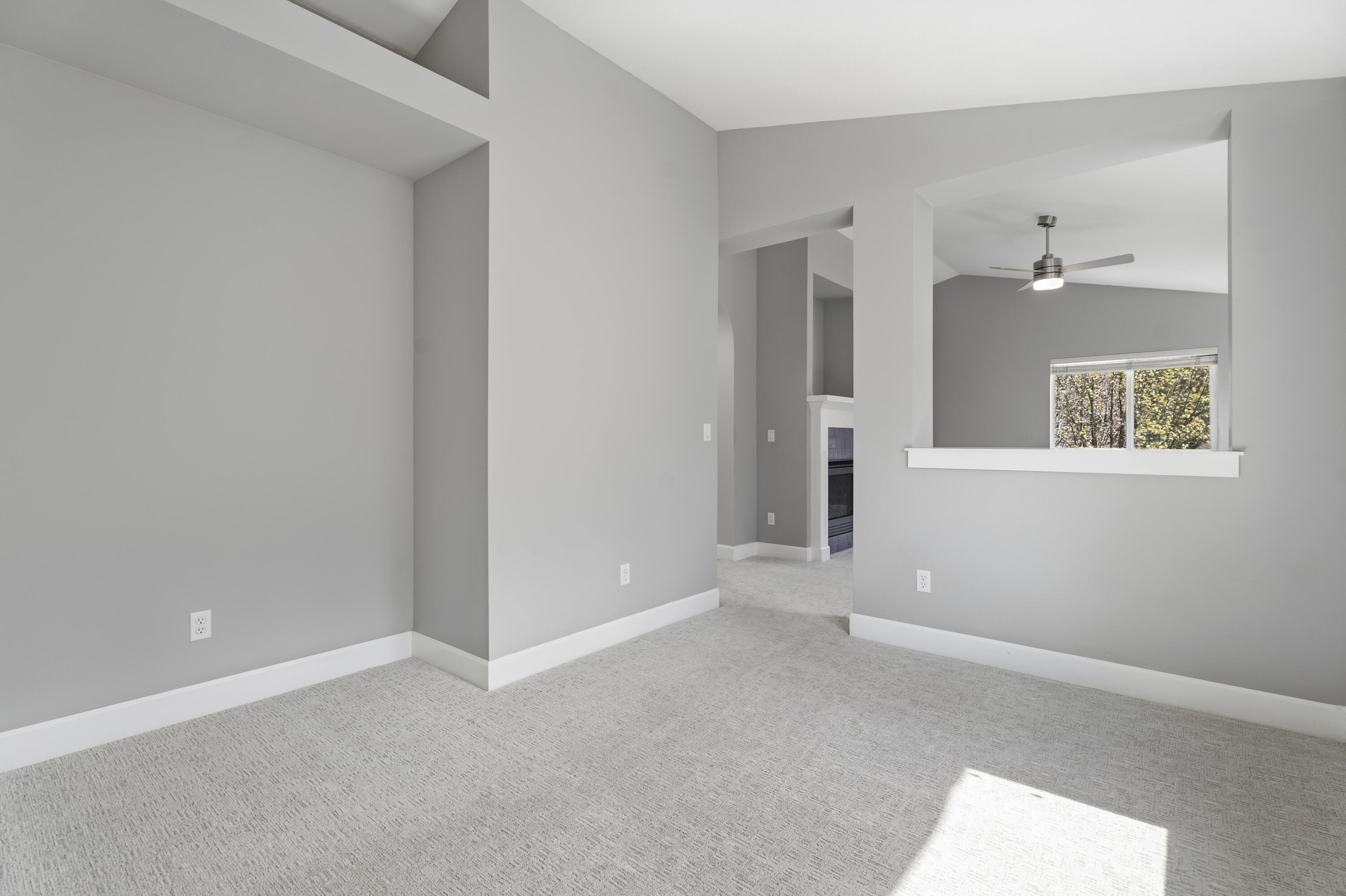 61425 Davis Lake Loop Bend, OR 97702 - Photo 24 of 51 54-Bedroom