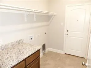 a view of utility room