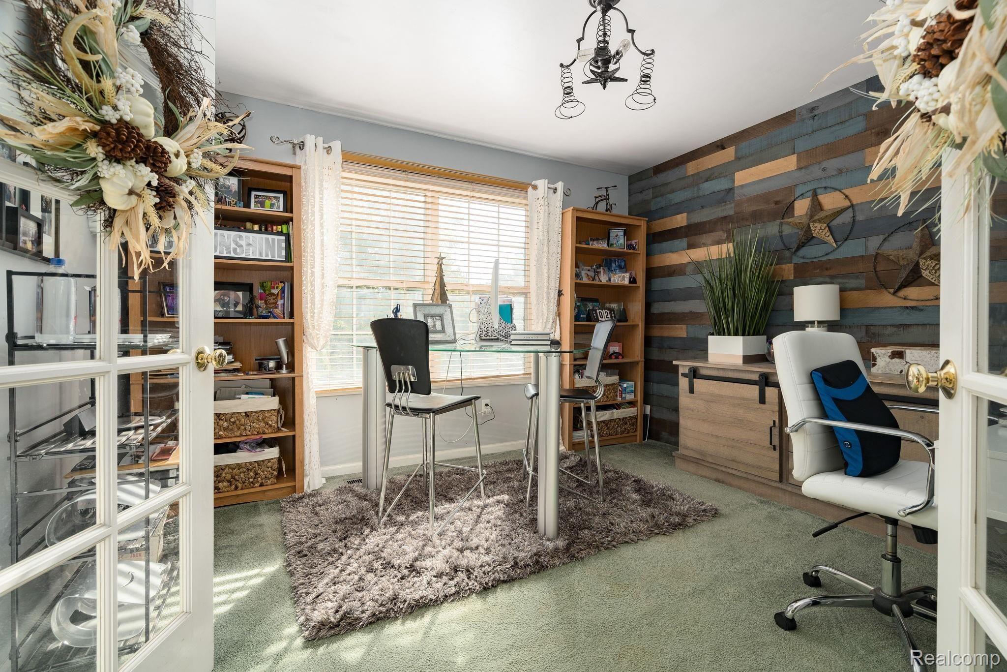 4363 Rohr Road Waterford, MI 48329 - Photo 17 of 40 19-web-or-mls-4363-Rohr-Rd-19.jpg
