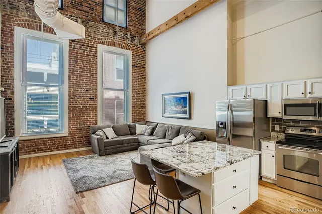 $399,900 | 1555 California Street, Unit 418, Denver, CO 80202