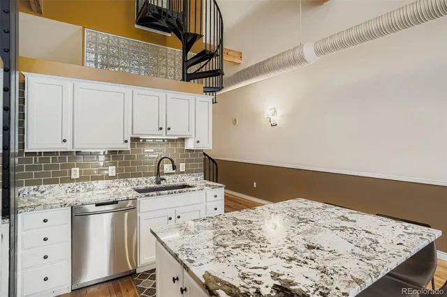 $399,900 | 1555 California Street, Unit 418, Denver, CO 80202