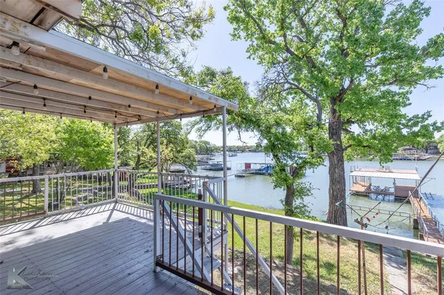 $325,000 | 8425 County Road 464, Brownwood, TX 76801