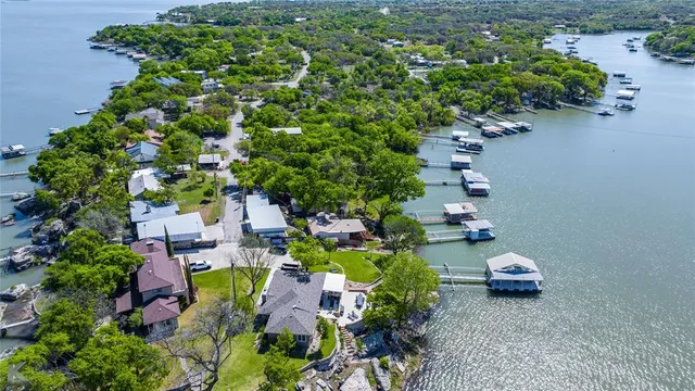 $325,000 | 8425 County Road 464, Brownwood, TX 76801