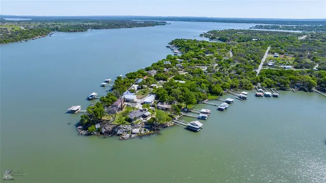 $325,000 | 8425 County Road 464, Brownwood, TX 76801