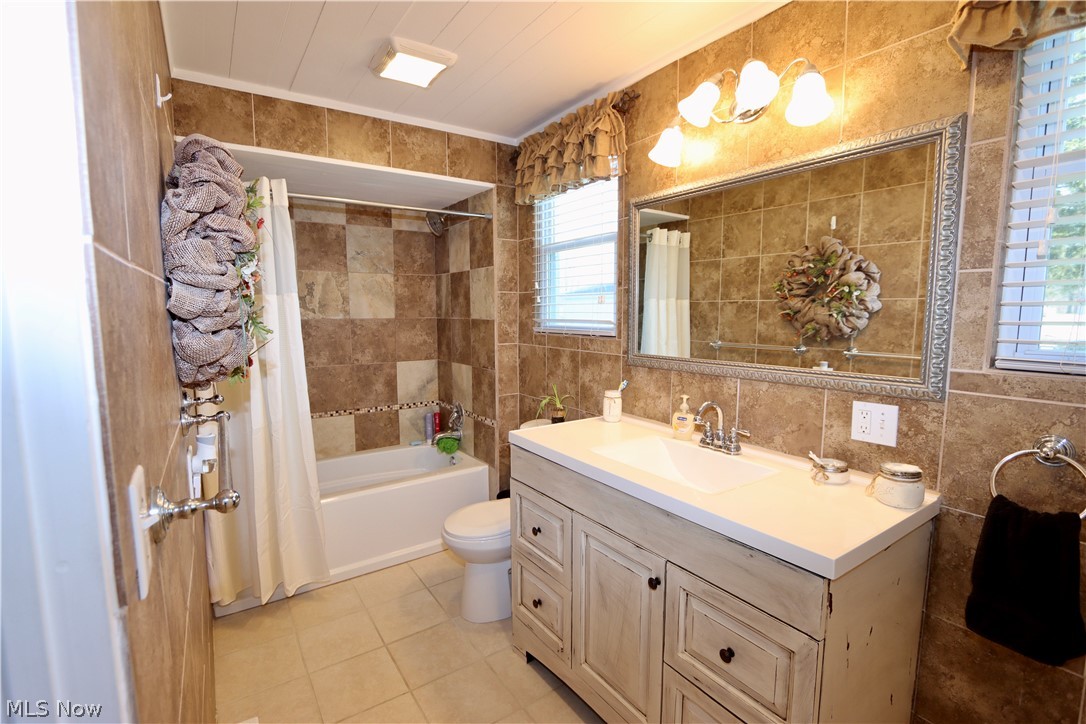 9069 Norwalk Road Litchfield, OH 44253 - Photo 13 of 24 Gallery Image 13