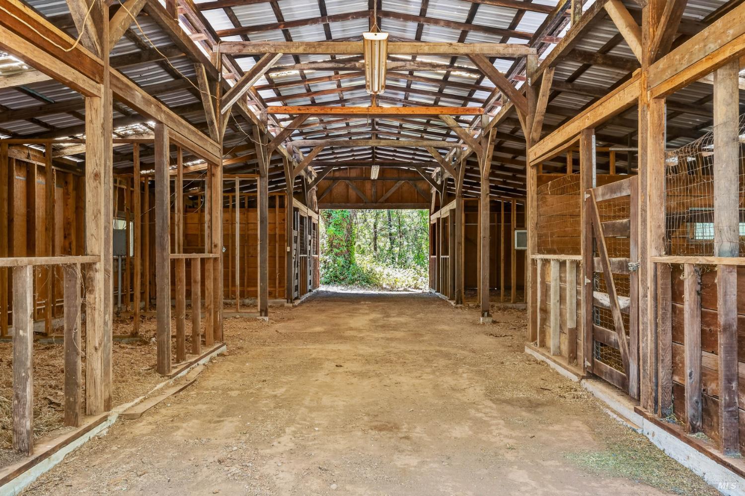 3151 Hearst Willits Road Willits, CA 95490 - Photo 25 of 34 Gallery Image 25