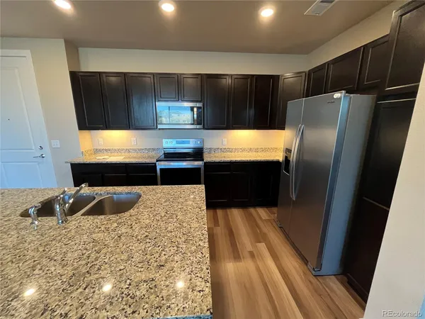 $1,650 | 14351 East Tennessee Avenue, Unit 201, Aurora, CO 80012