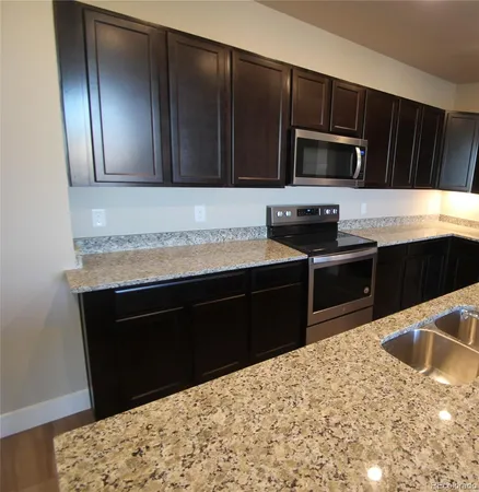 $1,650 | 14351 East Tennessee Avenue, Unit 201, Aurora, CO 80012