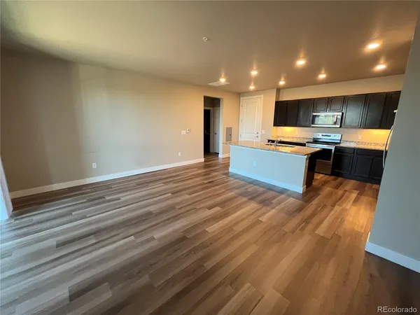 $1,650 | 14351 East Tennessee Avenue, Unit 201, Aurora, CO 80012