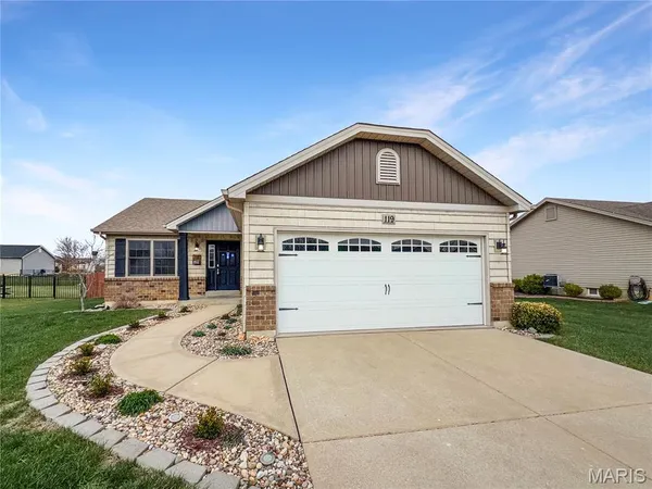 $400,000 | 119 Albany Manor Drive, Wentzville, MO 63385