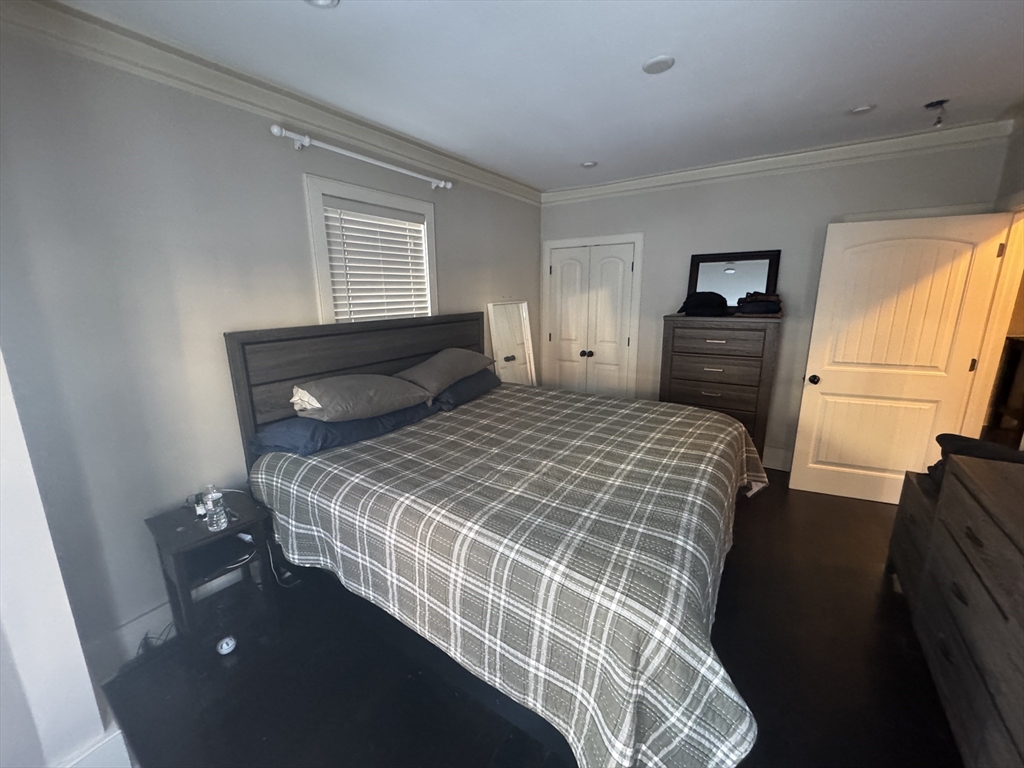 581 East 8th Street Boston, MA 02127 - Photo 3 of 11