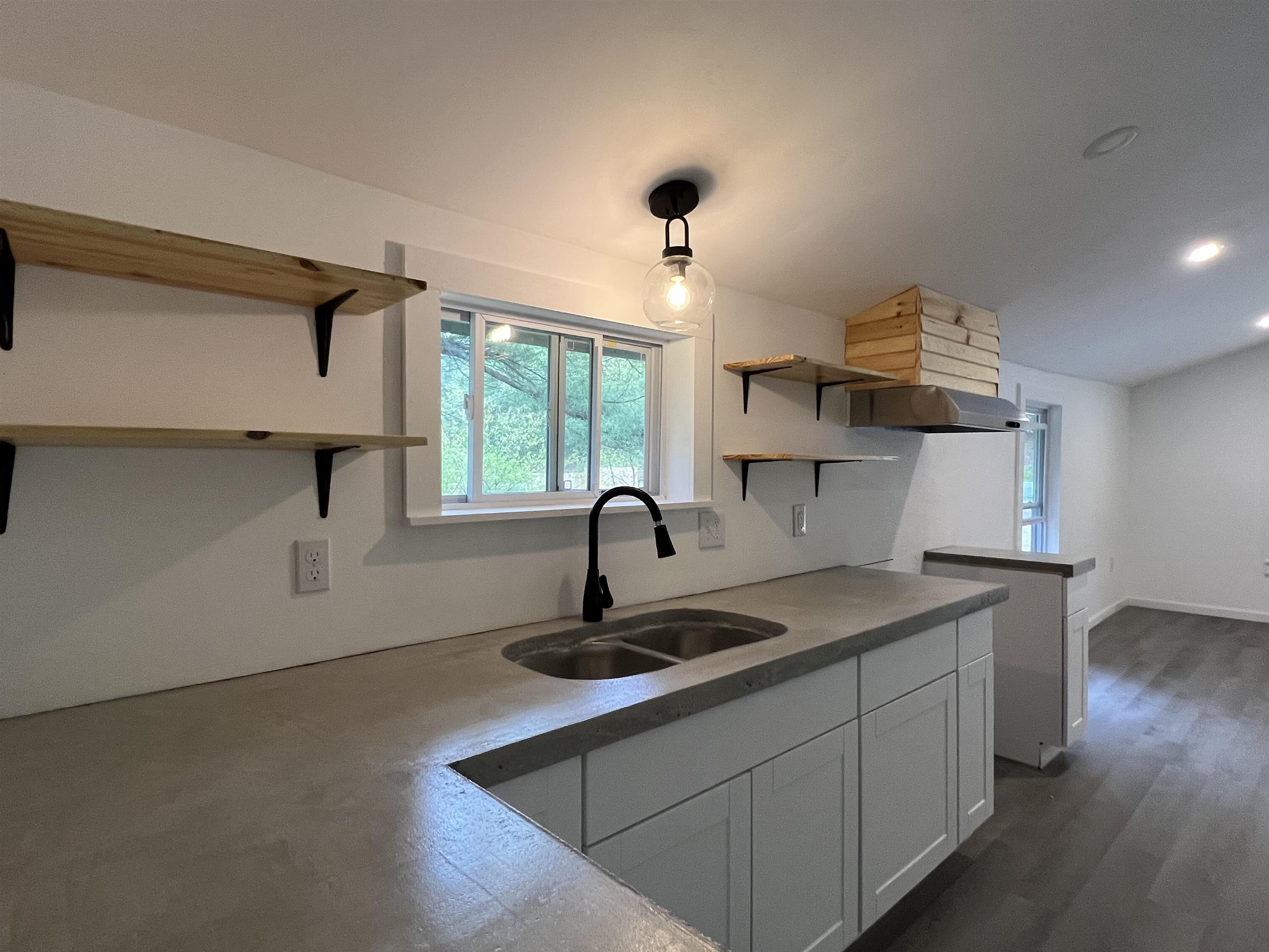 880 Keene Road Winchester, NH 03470 - Photo 11 of 28 Gallery Image 11