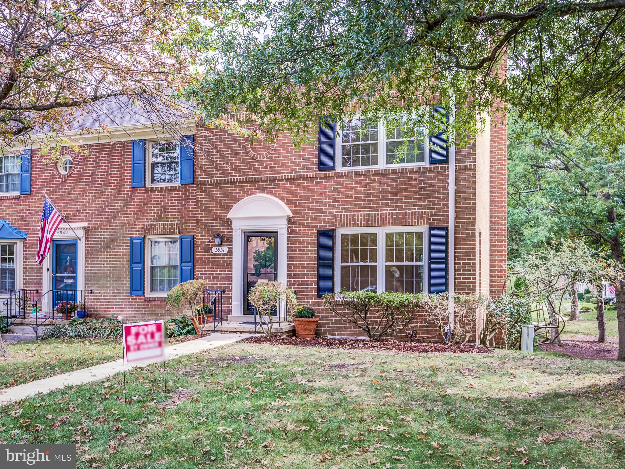 5951 Queenston Street Springfield, VA 22152 - Photo 1 of 30 Exterior Front