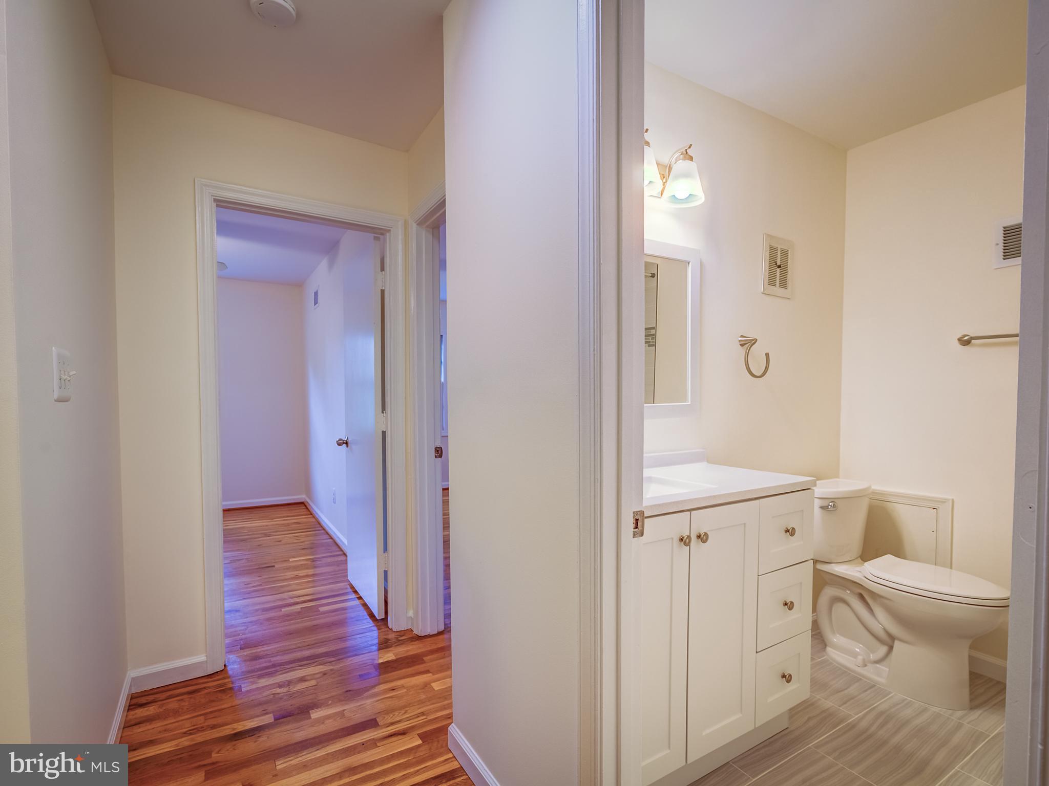 5951 Queenston Street Springfield, VA 22152 - Photo 15 of 30 Hall Bath- Upper Level