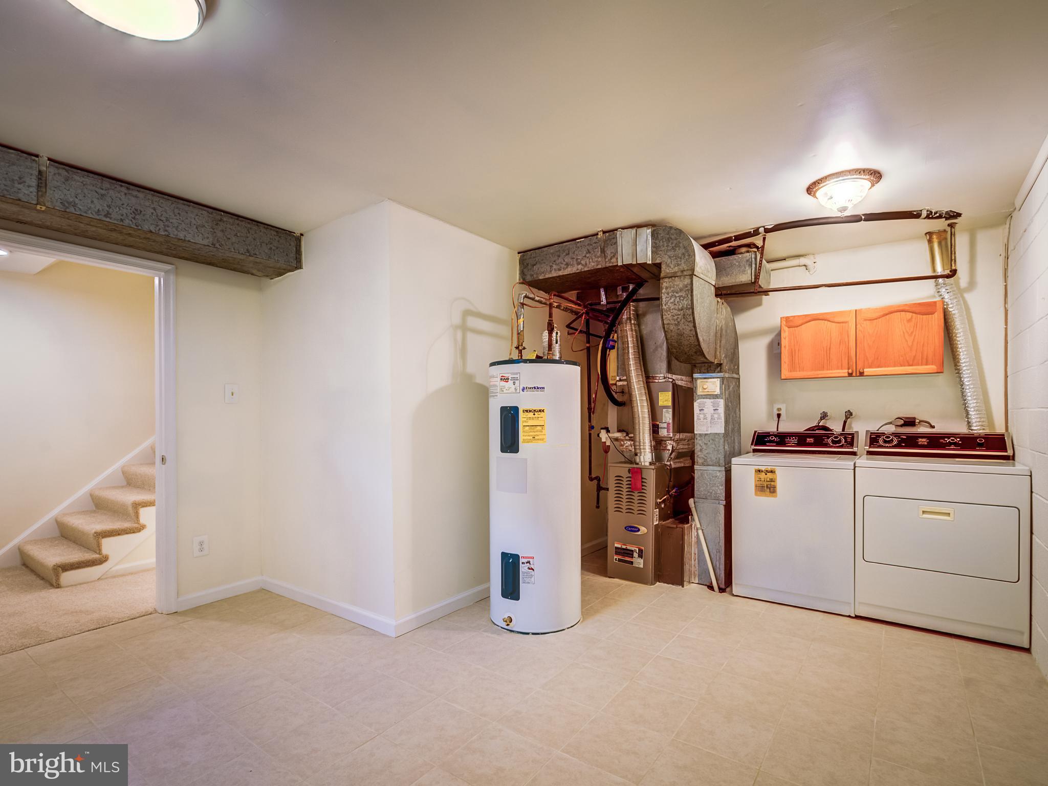 5951 Queenston Street Springfield, VA 22152 - Photo 27 of 30 Utility Room