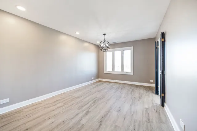 $344,900 | 7730 Dempster Street, Unit 406, Morton Grove, IL 60053