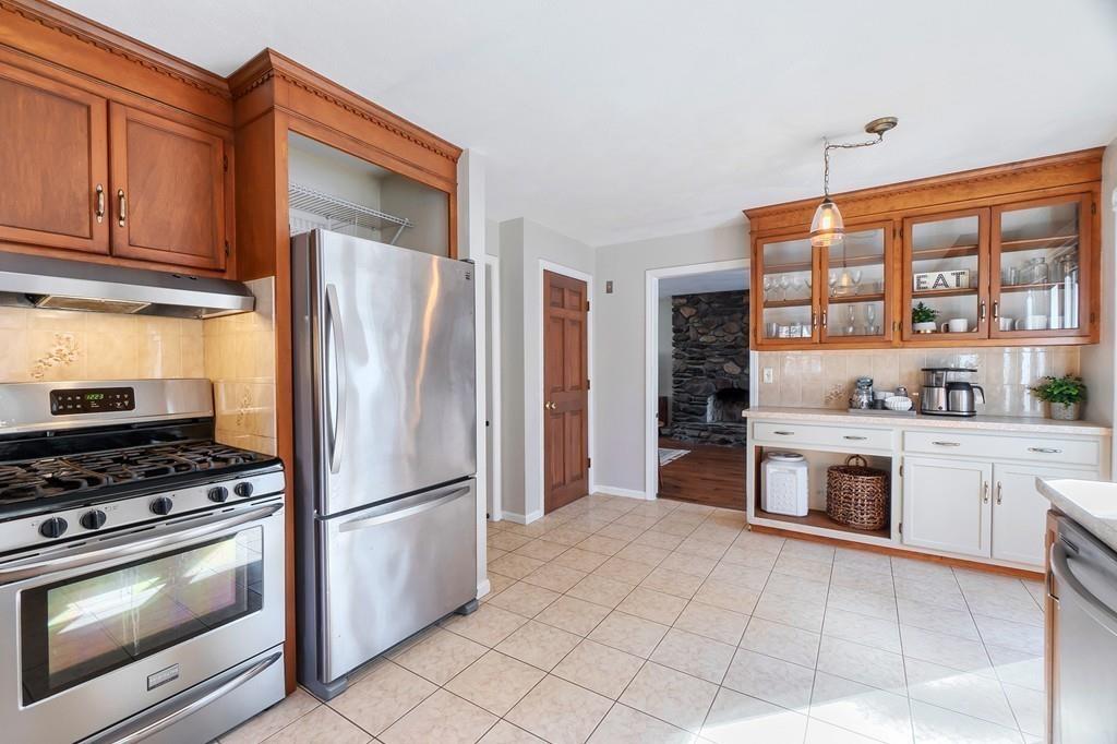 80 Cross Street Dunstable, MA 01827 - Photo 13 of 40 Gallery Image 13