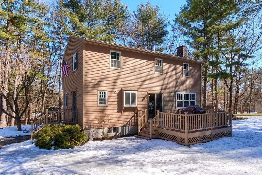 80 Cross Street Dunstable, MA 01827 - Photo 4 of 40 Gallery Image 4
