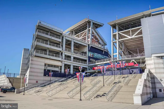 $4,650 | 70 N Street Southeast, Unit N913, Washington, DC 20003