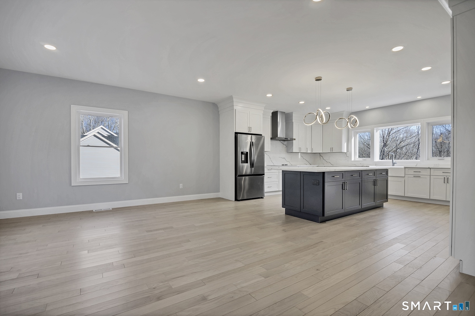 123 Scott Road East Lyme, CT 06333 - Photo 8 of 40