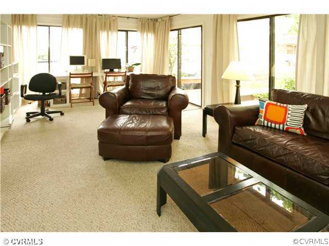 517 Ridgeley Lane Henrico, VA 23229 - Photo 7 of 12 Other - Florida / Sunroom