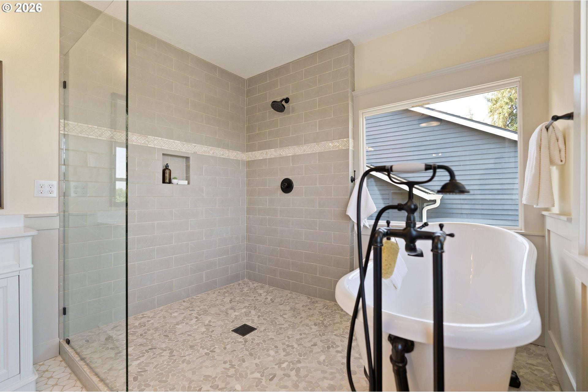 2926 Northwest Raleigh Street Portland, OR 97210 - Photo 25 of 48 Gallery Image 25