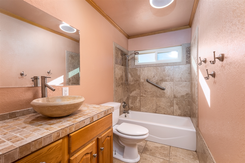 1536 Casa De Roca Way Alpine, CA 91901 - Photo 10 of 23 Gallery Image 10