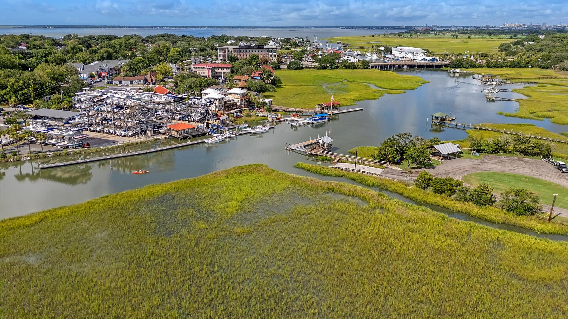 613 Noble Lane Mount Pleasant, SC 29464 - Photo 7 of 11 five