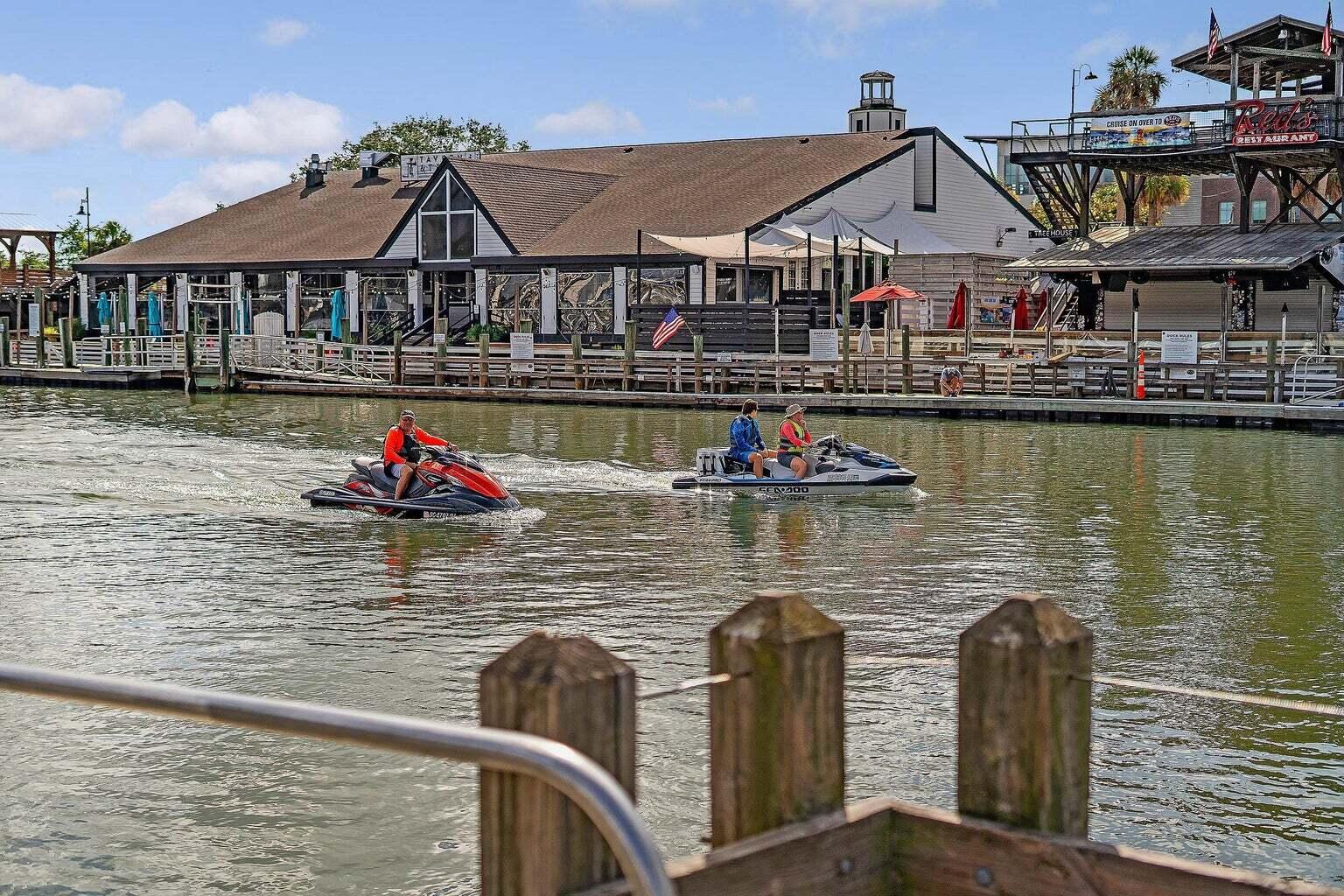 613 Noble Lane Mount Pleasant, SC 29464 - Photo 9 of 11 seven