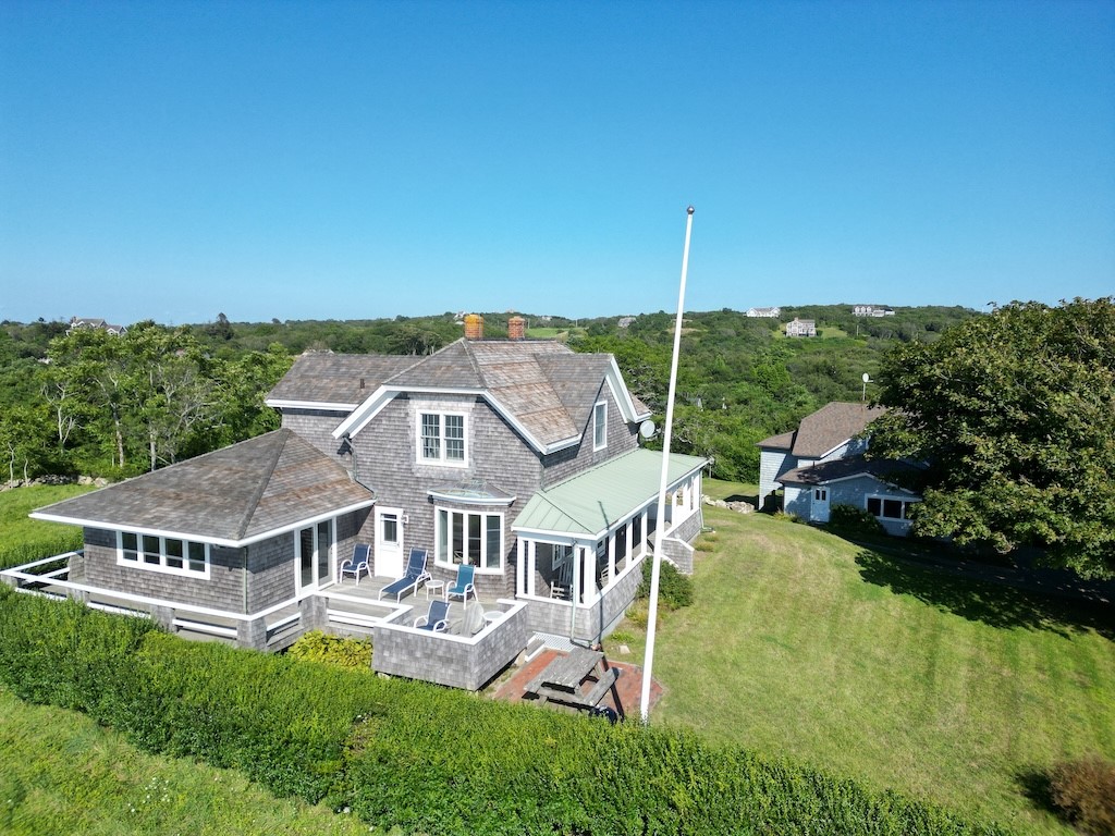 959 Dories Cv Road Block Island, RI 02807 - Photo 8 of 20 Main House East Side